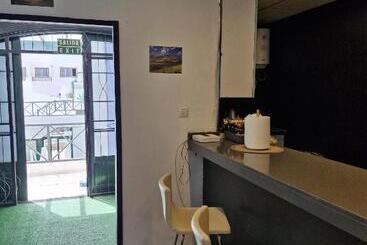 پانسیون Chill 12 Guest House