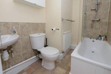 پانسیون Kasu Lodge   Sneinton, Nottingham
