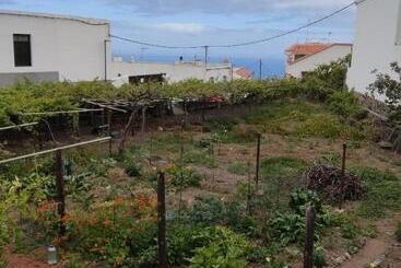 پانسیون Un Jardin Al Mar