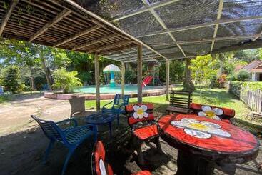 Ranong Resort And Laguna