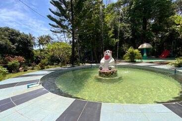 Ranong Resort And Laguna