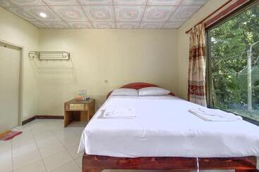 Ranong Resort And Laguna