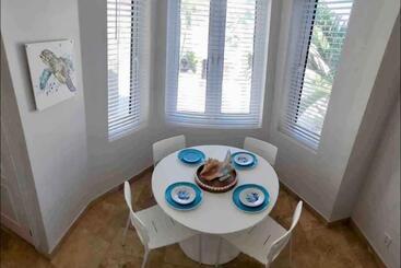 Vacation Apartments Caicos Islands, Turks And Caicos