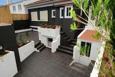 Angra Bed & Breakfast