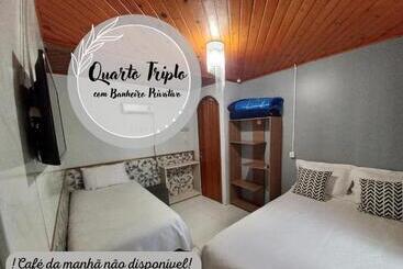 تختخواب و صبحانه Hospedagem Alternativa Família Martins