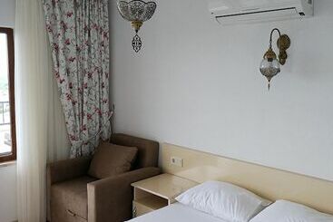 تختخواب و صبحانه Kaymak Tepesi Tatil Evi