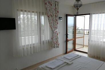 تختخواب و صبحانه Kaymak Tepesi Tatil Evi