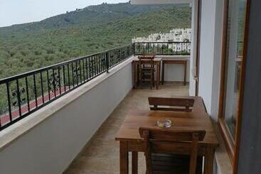 تختخواب و صبحانه Kaymak Tepesi Tatil Evi