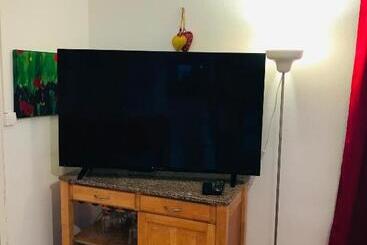 تختخواب و صبحانه Hôte Labyrinthe Lit 180 Cm Salle De Bain, Petit Dej Compris