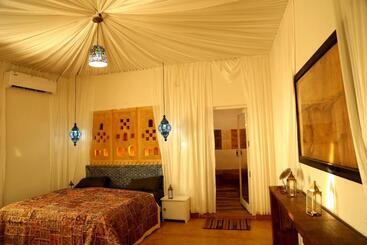 هتل Casa De Kaku Jaisalmer