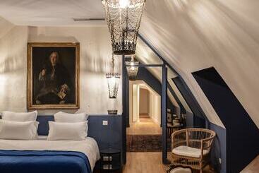 هتل Hôtel Restaurant De Bouilhac  Les Collectionneurs