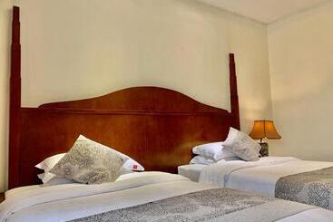 هتل Guilin Crystal Crescent Moon