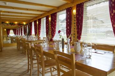هتل Hôtel Les Dents Blanches