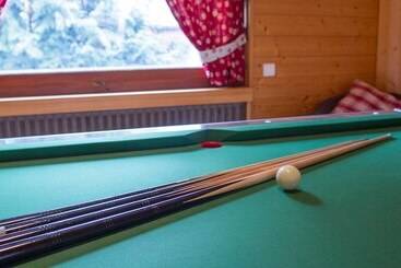 هتل Hôtel Les Dents Blanches