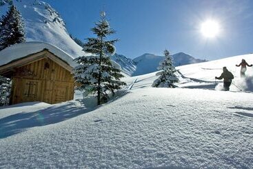 هتل Hôtel Les Dents Blanches