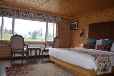 هتل Kolahoi Green Heights, Gulmarg