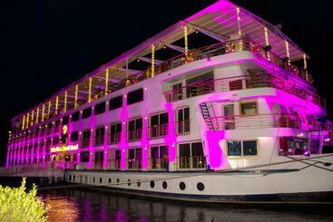 هتل Nile View Jewel