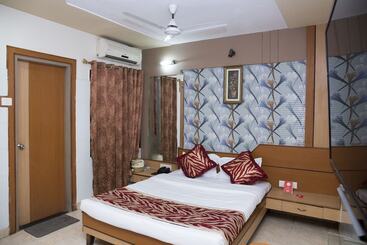 هتل Oyo Rooms Bajrakabati Road