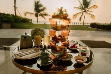 Seashells Phu Quoc Hotel & Spa