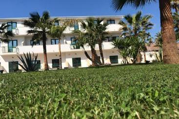 هتل Sibari Residence