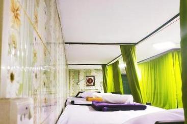 Nway Htway Yeik Motel