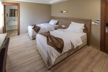 Otel Vona