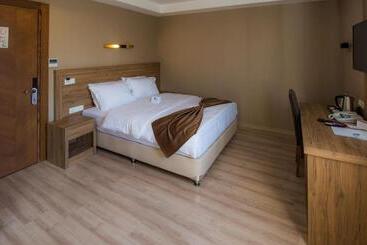 Otel Vona