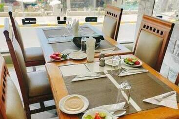 غرف فندقية على شاطئ الإسكندرية Room In Hotel On Alexandria Beach
