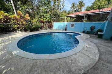 هاستل Hostal Tia Reyna