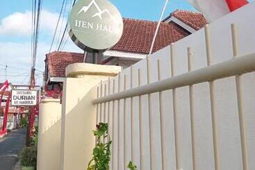هاستل Ijen Haus