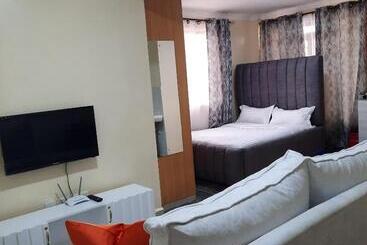 تختخواب و صبحانه Laine Luxe Stays