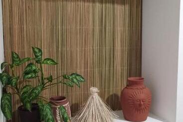 هتل Hostel Paricutín