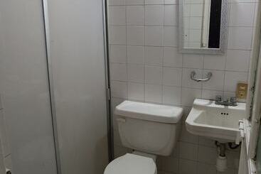 هتل Hostel Paricutín