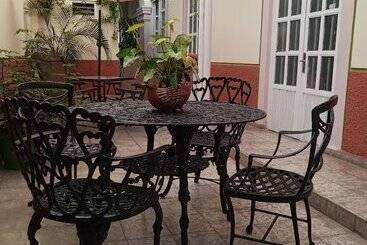 هتل Hostel Paricutín