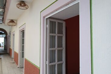 هتل Hostel Paricutín