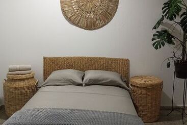 هتل Hostel Paricutín
