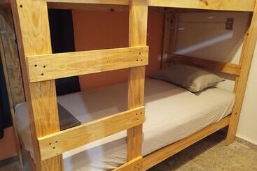 هتل Hostel Paricutín