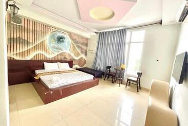 هتل Nhà Nghỉ Phương Nam 10