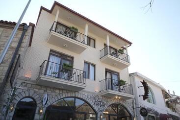 هتل Pietra Social House