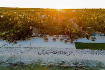 استراحتگاه Swahili Palace Zanzibar