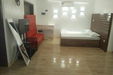 민박 Ljp Farm Resort