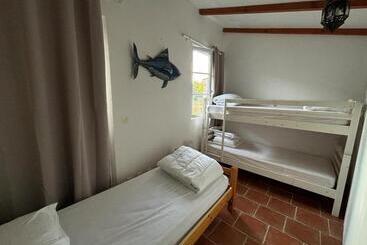 Domaine Manilea   Piscine   Proche Océan