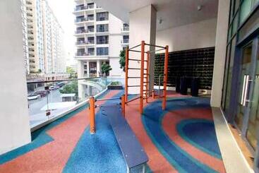 Executive Luxury 2br Condo Unit In Mckinley Hill Bgc Taguig