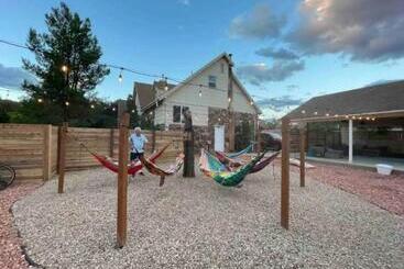 هتل Adventure S Oasis, Venture Base Unit 4
