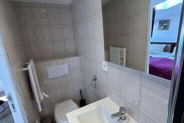 هتل Hôtel Le Pixi Angelus