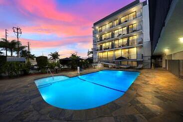 בית מלון כפרי Mc Pacific Inn & Suites Torrance