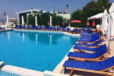 هتل Panorama Elbasan