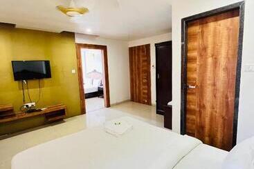 Metro Hotel Nathdwara , 500mtr 10min Walking From Shreenathji Temple - Nathdwara