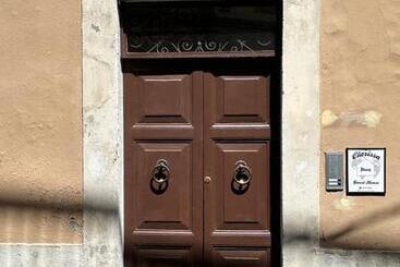 پانسیون Clarissa Guest House Via Di Mezzo 194