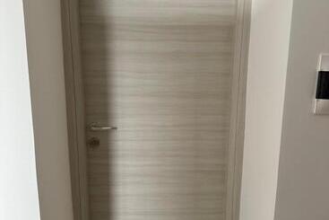 پانسیون Clarissa Guest House Via Di Mezzo 194